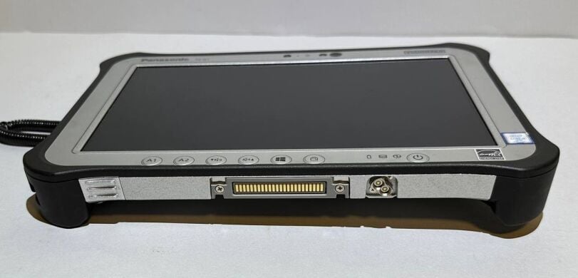 Захищений планшет Panasonic Toughpad FZ-G1 / 10.1" (1920x1200) IPS Touch / Intel Core i5-7300U (2 (4) ядра по 2.6 - 3.5 GHz) / 8 GB DDR3 / 256 GB SSD / Intel HD Graphics 620 / WebCam