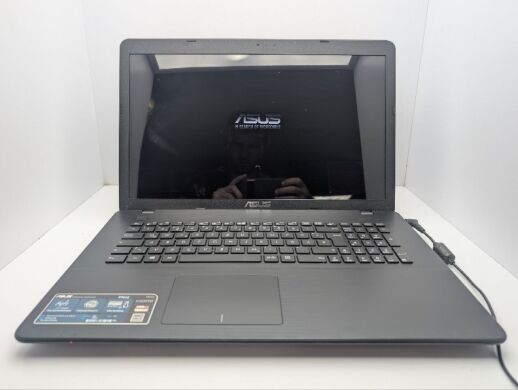 Ноутбук Asus F751S / 17.3” (1600x900) TN / Intel Celeron N3060 (2 ядра по 1.6 - 2.4 GHz) / 8 GB DDR3 / 120 GB SSD / Intel HD Graphics / WebCam / DVD-ROM Ноутбук Asus F751S / 17.3” (1600x900) TN / Intel Celeron N3060 (2 ядра по 1.6 - 2.4 GHz) / 8 GB DDR3 / 120 GB SSD / Intel HD Graphics / WebCam / DVD-ROM