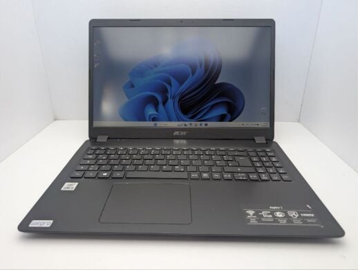 Ноутбук Acer Aspire 3 A315-54K-36KM / 15.6" (1920x1080) IPS / Intel Core i3-8130U (2 (4) ядра по 2.2 - 3.4 GHz) / 8 GB DDR4 / 256 GB SSD M.2 / Intel UHD Graphics 620 / WebCam