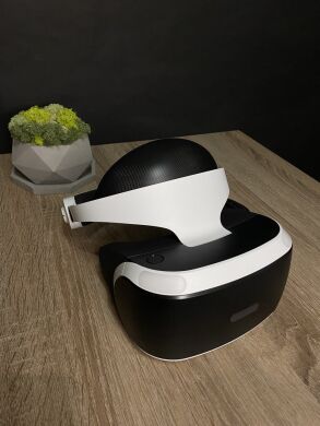 Окуляри віртуальної реальності Sony PlayStation VR2 White / 5.7" (1920x1080) OLED / HDMI, USB