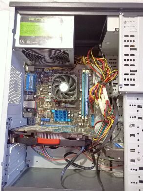 Игровой ПК Asus Frisby Tower / AMD Athlon II X3 455 (3 ядра по 3.3 GHz) / 8 GB DDR3 / 120 GB SSD NEW + 500 GB HDD / nVidia GeForce GTX 550 Ti, 1 GB GDDR5, 192-bit / DVD-ROM / 450W Игровой ПК Asus Frisby Tower / AMD Athlon II X3 455 (3 ядра по 3.3 GHz) / 8 GB DDR3 / 120 GB SSD NEW + 500 GB HDD / nVidia GeForce GTX 550 Ti, 1 GB GDDR5, 192-bit / DVD-ROM / 450W