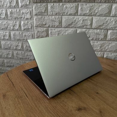 Игровой ноутбук Dell XPS 15 9510 / 15.6" (1920x1080) IPS / Intel Core i7-11800H (8 (16) ядер по 4.6 GHz) / 32 GB DDR4 / 512 GB SSD / nVidia GeForce RTX 3050 Ti, 4 GB GDDR6, 128-bit / WebCam Игровой ноутбук Dell XPS 15 9510 / 15.6" (1920x1080) IPS / Intel Core i7-11800H (8 (16) ядер по 4.6 GHz) / 32 GB DDR4 / 512 GB SSD / nVidia GeForce RTX 3050 Ti, 4 GB GDDR6, 128-bit / WebCam