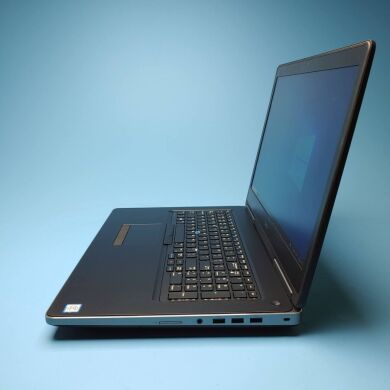 Мобільна робоча станція Dell Precision 7720 / 17.3" (1920x1080) IPS / Intel Core i7-6820HQ (4 (8) ядра по 2.7 - 3.6 GHz) / 32 GB DDR4 / 240 GB SSD / nVidia Quadro P3000, 6 GB GDDR5, 192-bit / WebCam / Win 10 Pro