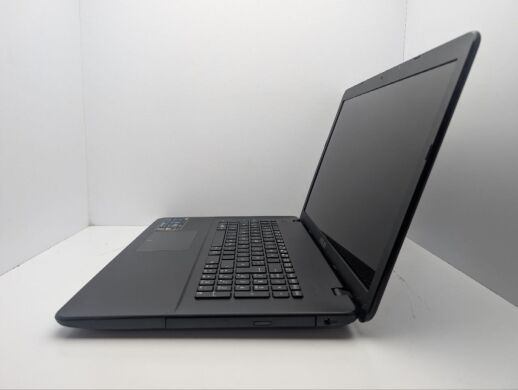 Ноутбук Asus F751S / 17.3” (1600x900) TN / Intel Celeron N3060 (2 ядра по 1.6 - 2.4 GHz) / 8 GB DDR3 / 120 GB SSD / Intel HD Graphics / WebCam / DVD-ROM Ноутбук Asus F751S / 17.3” (1600x900) TN / Intel Celeron N3060 (2 ядра по 1.6 - 2.4 GHz) / 8 GB DDR3 / 120 GB SSD / Intel HD Graphics / WebCam / DVD-ROM