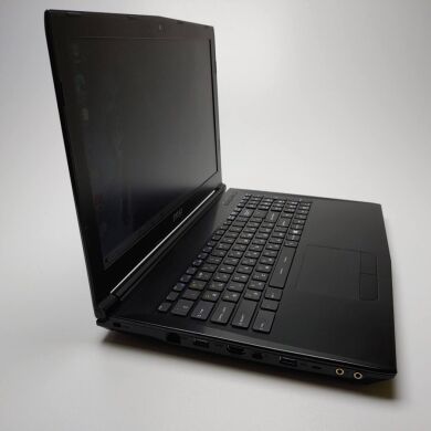 Игровой ноутбук MSI Classic CX62 6QD / 15.6" (1366x768) TN / Intel Core i5-6300HQ (4 ядра по 2.3 - 3.2 GHz) / 16 GB DDR4 / 500 GB SSD / nVidia GeForce 940MX, 2 GB DDR3, 64-bit / WebCam / DVD-ROM / Win 10 Home
