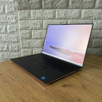 Игровой ноутбук Dell XPS 15 9510 / 15.6" (1920x1080) IPS / Intel Core i7-11800H (8 (16) ядер по 4.6 GHz) / 32 GB DDR4 / 512 GB SSD / nVidia GeForce RTX 3050 Ti, 4 GB GDDR6, 128-bit / WebCam Игровой ноутбук Dell XPS 15 9510 / 15.6" (1920x1080) IPS / Intel Core i7-11800H (8 (16) ядер по 4.6 GHz) / 32 GB DDR4 / 512 GB SSD / nVidia GeForce RTX 3050 Ti, 4 GB GDDR6, 128-bit / WebCam