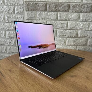 Игровой ноутбук Dell XPS 15 9510 / 15.6" (1920x1080) IPS / Intel Core i7-11800H (8 (16) ядер по 4.6 GHz) / 32 GB DDR4 / 512 GB SSD / nVidia GeForce RTX 3050 Ti, 4 GB GDDR6, 128-bit / WebCam Игровой ноутбук Dell XPS 15 9510 / 15.6" (1920x1080) IPS / Intel Core i7-11800H (8 (16) ядер по 4.6 GHz) / 32 GB DDR4 / 512 GB SSD / nVidia GeForce RTX 3050 Ti, 4 GB GDDR6, 128-bit / WebCam