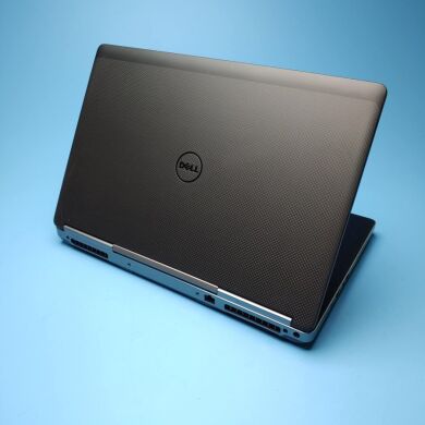 Мобільна робоча станція Dell Precision 7720 / 17.3" (1920x1080) IPS / Intel Core i7-6820HQ (4 (8) ядра по 2.7 - 3.6 GHz) / 32 GB DDR4 / 240 GB SSD / nVidia Quadro P3000, 6 GB GDDR5, 192-bit / WebCam / Win 10 Pro