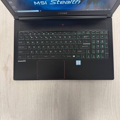 Ігровий ноутбук Б-клас MSI GS63VR Stealth 6RF / 15.6" (1920x1080) IPS / Intel Core i7-6700HQ (4 (8) ядра по 2.6 - 3.5 GHz) / 16 GB DDR4 / 512 GB SSD / nVidia GeForce GTX 1060, 6 GB GDDR5, 192-bit / WebCam