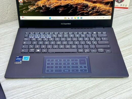 Ультрабук Asus ExpertBook B5402Cv / 14" (1920x1080) IPS / Intel Core i5-1340p (12 (16) ядер по 3.4 - 4.6 GHz) / 16 GB DDR5 / 512 GB SSD M.2 / Intel Iris Xe Graphics / WebCam / Win 11 Pro