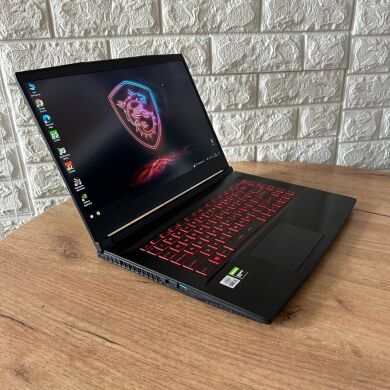 Ігровий ноутбук MSI GF63 Thin 10SC / 15.6" (1920x1080) IPS / Intel Core i5-10500H (6 (12) ядер по 2.5 - 4.5 GHz) / 8 GB DDR4 / 256 GB SSD / nVidia GeForce GTX 1650 Max-Q, 4 GB GDDR6, 128-bit / WebCam