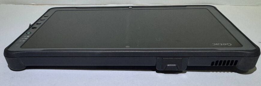 Защищенный планшет Getac F110 G144 / 11.6" (1366x768) TN Touch / Intel Core M-5Y71 (2 (4) ядра по 1.2 - 2.9 GHz) / 8 GB DDR3 / 500 GB SSD / Intel HD Graphics 5300 / WebCam