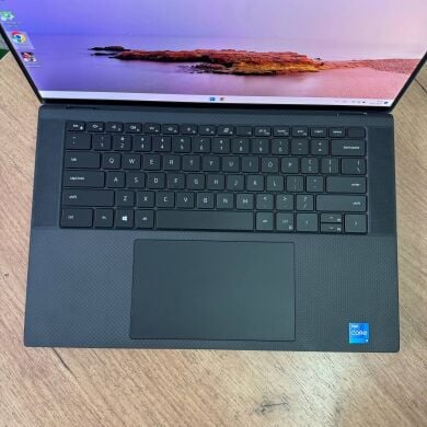 Игровой ноутбук Dell XPS 15 9510 / 15.6" (1920x1080) IPS / Intel Core i7-11800H (8 (16) ядер по 4.6 GHz) / 32 GB DDR4 / 512 GB SSD / nVidia GeForce RTX 3050 Ti, 4 GB GDDR6, 128-bit / WebCam Игровой ноутбук Dell XPS 15 9510 / 15.6" (1920x1080) IPS / Intel Core i7-11800H (8 (16) ядер по 4.6 GHz) / 32 GB DDR4 / 512 GB SSD / nVidia GeForce RTX 3050 Ti, 4 GB GDDR6, 128-bit / WebCam