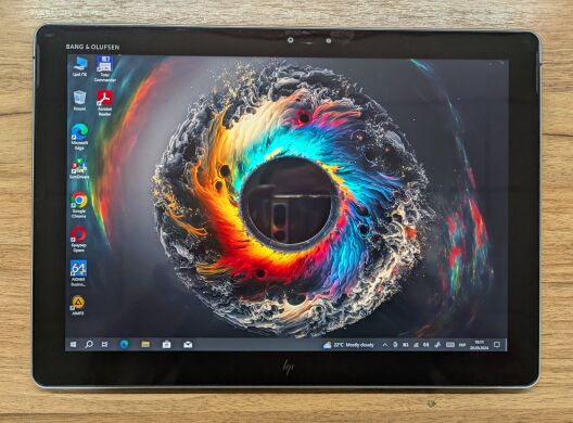 Нетбук-трансформер Б-клас HP Elite X2 1012 G2 / 12.5" (2736x1824) IPS Touch / Intel Core i5-7200U (2 (4) ядра по 2.5 - 3.1 GHz) / 8 GB DDR3 / 256 GB SSD / Intel HD Graphics 620 / WebCam / TouchID / Windows 10 Нетбук-трансформер Б-клас HP Elite X2 1012 G2 / 12.5" (2736x1824) IPS Touch / Intel Core i5-7200U (2 (4) ядра по 2.5 - 3.1 GHz) / 8 GB DDR3 / 256 GB SSD / Intel HD Graphics 620 / WebCam / TouchID / Windows 10