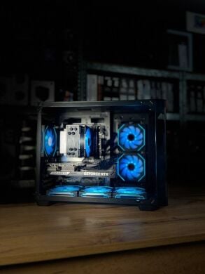 Сборка под заказ: новый игровой ПК AeroCool P300C-G-BK-v1 Tower / AMD Ryzen 7 7700 (8 (16) ядер по 3.8 - 5.3 GHz) / 32 GB DDR5 / 1000 GB SSD M.2 / nVidia GeForce RTX 5070, 12 GB GDDR7, 192-bit / 750W