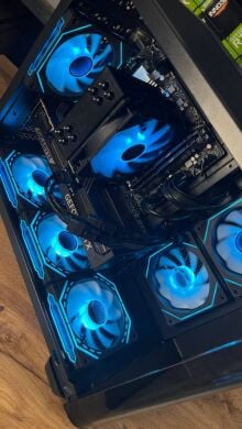 Сборка под заказ: новый игровой ПК AeroCool P300C-G-BK-v1 Tower / AMD Ryzen 7 7700 (8 (16) ядер по 3.8 - 5.3 GHz) / 32 GB DDR5 / 1000 GB SSD M.2 / nVidia GeForce RTX 5070, 12 GB GDDR7, 192-bit / 750W