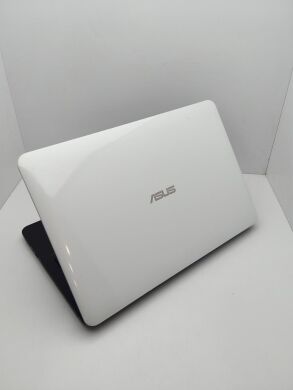 Ноутбук Asus X555 / 15.6" (1920x1080) TN / Intel Core i7-5500U (2 (4) ядра по 2.4 - 3.0 GHz) / 8 GB DDR3 / 500 GB SSD / nVidia GeForce 940M, 2 GB GDDR3, 64-bit / WebCam