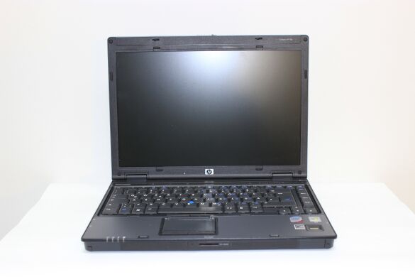 HP Compaq 6910p / 14.1" (1280x800) TFT WXGA / Intel Core 2 Duo T7100 (2 ядра по 1.8 GHz) / 4 GB DDR2 / 80 GB SSD