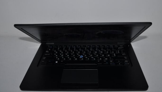 Ігровий ноутбук Dell Latitude 5480 / 14" (1920x1080) TN / Intel Core i7-7600U (2 (4) ядра по 2.8 - 3.9 GHz) / 8 GB DDR4 / 256 GB SSD / nVidia GeForce 930MX, 2 GB GDDR3, 64-bit / WebCam / Card Reader