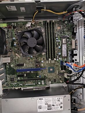 Ігровий ПК Dell OptiPlex 5060 Tower / Intel Core i5-8400 (6 ядер по 2.8 - 4.0 GHz) / 16 GB DDR4 / 256 GB SSD M.2 / nVidia Quadro K620, 2 GB DDR3, 128-bit / DisplayPort Ігровий ПК Dell OptiPlex 5060 Tower / Intel Core i5-8400 (6 ядер по 2.8 - 4.0 GHz) / 16 GB DDR4 / 256 GB SSD M.2 / nVidia Quadro K620, 2 GB DDR3, 128-bit / DisplayPort