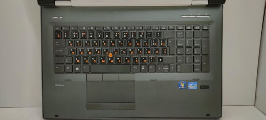 Мобільна робоча станція Б-клас HP EliteBook 8770w / 17.3" (1600x900) TN / Intel Core i7-3740QM (4 (8) ядра по 2.7 - 3.7 GHz) / 16 GB DDR3 / 120 GB SSD + 320 GB HDD / nVidia Quadro K3000M, 2 GB GDDR5, 256-bit Мобільна робоча станція Б-клас HP EliteBook 8770w / 17.3" (1600x900) TN / Intel Core i7-3740QM (4 (8) ядра по 2.7 - 3.7 GHz) / 16 GB DDR3 / 120 GB SSD + 320 GB HDD / nVidia Quadro K3000M, 2 GB GDDR5, 256-bit