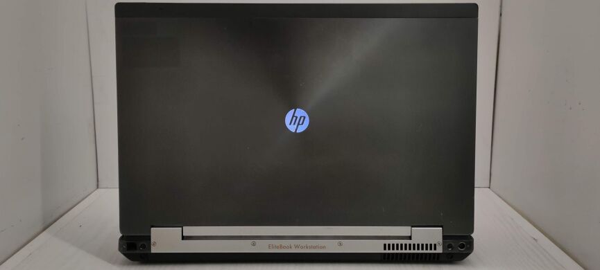 Мобільна робоча станція Б-клас HP EliteBook 8770w / 17.3" (1600x900) TN / Intel Core i7-3740QM (4 (8) ядра по 2.7 - 3.7 GHz) / 16 GB DDR3 / 120 GB SSD + 320 GB HDD / nVidia Quadro K3000M, 2 GB GDDR5, 256-bit Мобільна робоча станція Б-клас HP EliteBook 8770w / 17.3" (1600x900) TN / Intel Core i7-3740QM (4 (8) ядра по 2.7 - 3.7 GHz) / 16 GB DDR3 / 120 GB SSD + 320 GB HDD / nVidia Quadro K3000M, 2 GB GDDR5, 256-bit