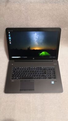 Мобільна робоча станція HP ZBook 17 G4 / 17.3" (1920x1080) IPS / Intel Core i7-7820HQ (4 (8) ядра по 2.9 - 3.9 GHz) / 16 GB DDR4 / 512 GB SSD / nVidia Quadro P3000, 6 GB GDDR5, 192-bit / WebCam / HDMI 