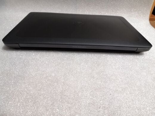 Мобільна робоча станція HP ZBook 17 G4 / 17.3" (1920x1080) IPS / Intel Core i7-7820HQ (4 (8) ядра по 2.9 - 3.9 GHz) / 16 GB DDR4 / 512 GB SSD / nVidia Quadro P3000, 6 GB GDDR5, 192-bit / WebCam / HDMI 
