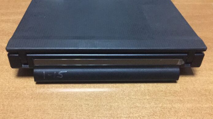 Ноутбук Dell Latitude 2120 / 10.1" (1366х768) / Intel Atom N550 (2 ядра (4 потока) по 1.5 GHz) /  2 GB DDR3 / 250 HDD / Intel GMA 