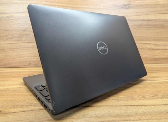 Ноутбук Dell Precision 3540 / 15.6" (1920x1080) IPS / Intel Core i5-8365U (4 (8) ядра по 1.6 - 4.1 GHz) / 16 GB DDR4 / 480 GB SSD / AMD Radeon Pro WX 2100, 2 GB GDDR5, 64-bit / WebCam / Windows 10