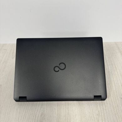 Ноутбук Fujitsu LifeBook E5411 / 14" (1920x1080) IPS / Intel Core i3-1115G4 (2 (4) ядра по 1.7 - 4.1 GHz) / 16 GB DDR4 / 256 GB SSD / Intel UHD Graphics / WebCam Ноутбук Fujitsu LifeBook E5411 / 14" (1920x1080) IPS / Intel Core i3-1115G4 (2 (4) ядра по 1.7 - 4.1 GHz) / 16 GB DDR4 / 256 GB SSD / Intel UHD Graphics / WebCam