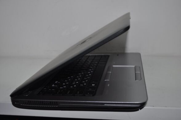 Ноутбук HP ProBook 645 G2 / 14" (1366x768) TN / AMD A10-8700B (4 ядра по 1.8 - 3.2 GHz) / 8 GB DDR3 / 128 GB SSD / AMD Radeon R6 Graphics / WebCam / Windows 10 Pro Ноутбук HP ProBook 645 G2 / 14" (1366x768) TN / AMD A10-8700B (4 ядра по 1.8 - 3.2 GHz) / 8 GB DDR3 / 128 GB SSD / AMD Radeon R6 Graphics / WebCam / Windows 10 Pro