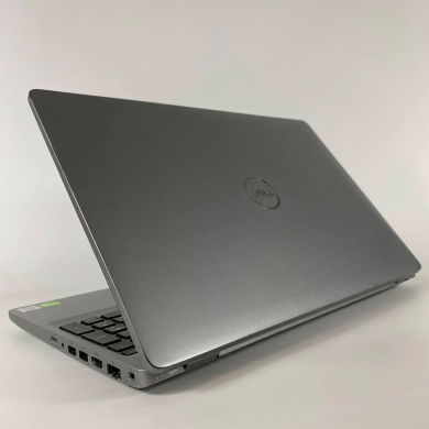 Ультрабук Б-клас Dell Latitude 5511 / 15.6" (1920x1080) IPS / Intel Core i5-10400H (4 (8) ядра по 2.6 - 4.6 GHz) / 16 GB DDR4 / 512 GB SSD / nVidia GeForce MX250, 2 GB GDDR5, 64-bit / TouchID / WebCam