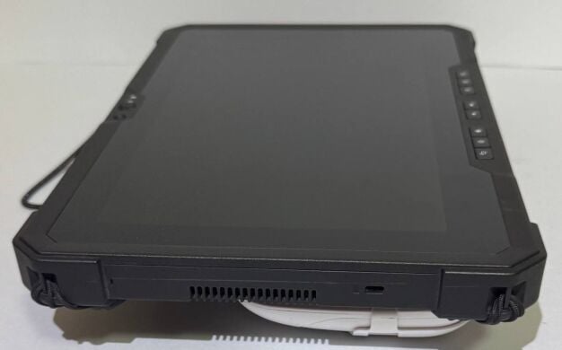 Защищенный планшет Dell Latitude 7220 Rugged Extreme / 11.6" (1920x1080) IPS Touch / Intel Core i5-8365U (4 (8) ядра по 1.6 - 4.1 GHz) / 16 GB DDR3 / 256 GB SSD / Intel UHD Graphics / WebCam