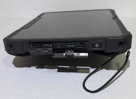 Защищенный планшет Dell Latitude 7220 Rugged Extreme / 11.6" (1920x1080) IPS Touch / Intel Core i5-8365U (4 (8) ядра по 1.6 - 4.1 GHz) / 16 GB DDR3 / 256 GB SSD / Intel UHD Graphics / WebCam