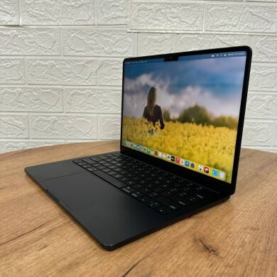 Ультрабук Apple MacBook Air 2022 A2681 Blue / 13.6" (2560x1664) IPS / Apple M2 (8 ядер по 3.5 GHz) / 8 GB DDR5 / 512 GB SSD / Apple M2 Graphics / WebCam / MacOS