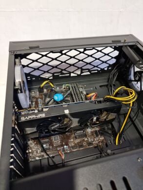 Ігровий ПК Б-клас QUBE Tower / Intel Core i5-6500 (4 ядра по 3.2 - 3.6 GHz) / 16 GB DDR4 / 240 GB SSD + 1000 GB HDD / AMD Radeon R9 280X, 3 GB GDDR5, 384-bit / 600W