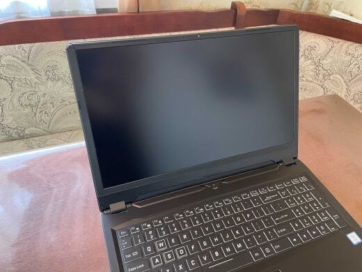 Ігровий ноутбук Б-клас Clevo P960RN / 16.1" (1920x1080) IPS / Intel Core i7-9750H (6 (12) ядер по 2.6 - 4.5 GHz) / 16 GB DDR4 / 512 GB SSD / nVidia GeForce RTX 2080, 8 GB GDDR6, 256-bit / WebCam