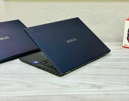 Ультрабук Asus ExpertBook B3404Cm / 14" (1920x1200) IPS / Intel Core Ultra 7 155H (16 (22) ядер по 1.4 - 4.8 GHz) / 16 GB DDR5 / 512 GB SSD M.2 / Intel Arc Graphics / WebCam / Win 11 Pro
