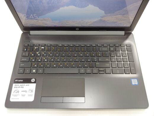 Ноутбук HP 15-da0046nr Gray / 15.6" (1366x768) TN LED Touch / Intel Core i3-7020U (2 (4) ядра по 2.3 GHz) / 8 GB DDR4 / 240 GB SSD / Intel HD Graphics 620 / DVD-ROM / WebCam 
