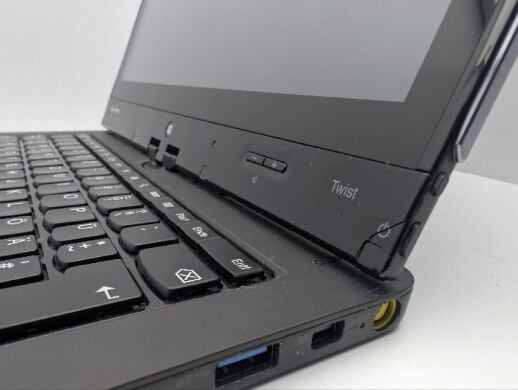 Нетбук-трансформер Б-класс Lenovo ThinkPad Twist S230u / 12.5" (1366x768) TN Touch / Intel Core i7-3517U (2 (4) ядра по 1.9 - 3.0 GHz) / 8 GB DDR3 / 120 GB SSD / Intel HD Graphics 4000 / WebCam