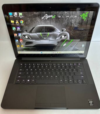 Ігровий ноутбук Razer Blade 14 RZ09-0195 / 14" (3200x1800) IPS Touch / Intel Core i7-6700HQ (4 (8) ядра по 2.6 - 3.5 GHz) / 16 GB DDR4 / 512 GB SSD / nVidia GeForce GTX 1060, 6 GB GDDR5, 192-bit / WebCam / Win 11