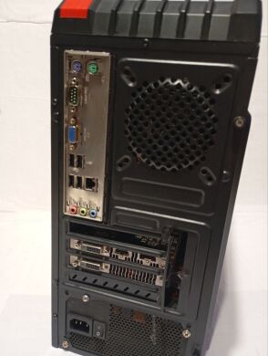 Ігровий ПК QUBE QB43M Tower / AMD FX-6300 (6 ядер по 3.5 - 4.1 GHz) / 16 GB DDR3 / 120 GB SSD + 500 GB HDD / AMD Radeon R9 290, 4 GB GDDR5, 512-bit / 650W