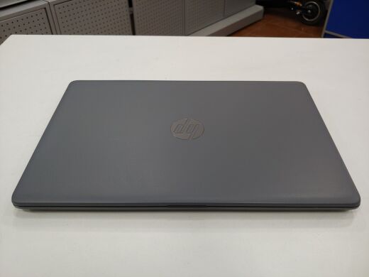 Ноутбук HP 15-da0046nr Gray / 15.6" (1366x768) TN LED Touch / Intel Core i3-7020U (2 (4) ядра по 2.3 GHz) / 8 GB DDR4 / 240 GB SSD / Intel HD Graphics 620 / DVD-ROM / WebCam 