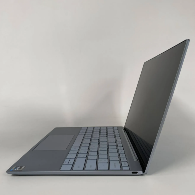 Ультрабук Б-клас Dell XPS 9315 / 13.4" (1920x1200) IPS / Intel Core i5-1230U (10 (12) ядер по 1.0 - 4.4 GHz) / 8 GB DDR5 / 256 GB SSD / Intel Iris Xe Graphics eligible / WebCam / TouchID Ультрабук Б-клас Dell XPS 9315 / 13.4" (1920x1200) IPS / Intel Core i5-1230U (10 (12) ядер по 1.0 - 4.4 GHz) / 8 GB DDR5 / 256 GB SSD / Intel Iris Xe Graphics eligible / WebCam / TouchID