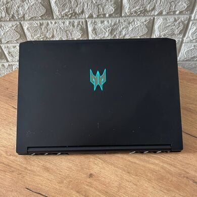 Игровой ноутбук Б-класс Acer Predator Triton PT315-53 / 15.6" (2560x1440) IPS / Intel Core i7-11800H (8 (16) ядер по 2.3 - 4.6 GHz) / 16 GB DDR4 / 512 GB SSD / nVidia GeForce RTX 3070, 8 GB GDDR6, 256-bit / WebCam