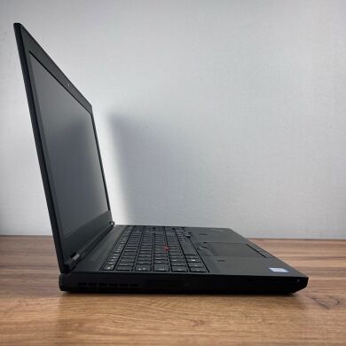 Мобільна робоча станція Lenovo ThinkPad P50 / 15.6" (1920x1080) IPS / Intel Core i7-6820HQ (4 (8) ядра по 2.7 - 3.6 GHz) / 16 GB DDR4 / 256 GB SSD / nVidia Quadro M1000M, 2 GB GDDR5, 128-bit / WebCam / Посилена АКБ