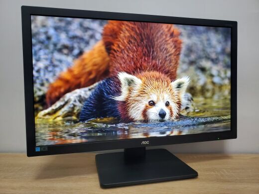 Монитор Samsung S24E450B / 24" (1920x1080) IPS / 1x VGA, 1x DVI / Pivot / VESA 100x100