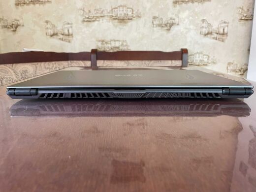 Ігровий ноутбук Б-клас Clevo P960RN / 16.1" (1920x1080) IPS / Intel Core i7-9750H (6 (12) ядер по 2.6 - 4.5 GHz) / 16 GB DDR4 / 512 GB SSD / nVidia GeForce RTX 2080, 8 GB GDDR6, 256-bit / WebCam