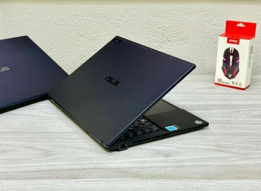 Ультрабук Asus ExpertBook B3404Cm / 14" (1920x1200) IPS / Intel Core Ultra 7 155H (16 (22) ядер по 1.4 - 4.8 GHz) / 16 GB DDR5 / 512 GB SSD M.2 / Intel Arc Graphics / WebCam / Win 11 Pro